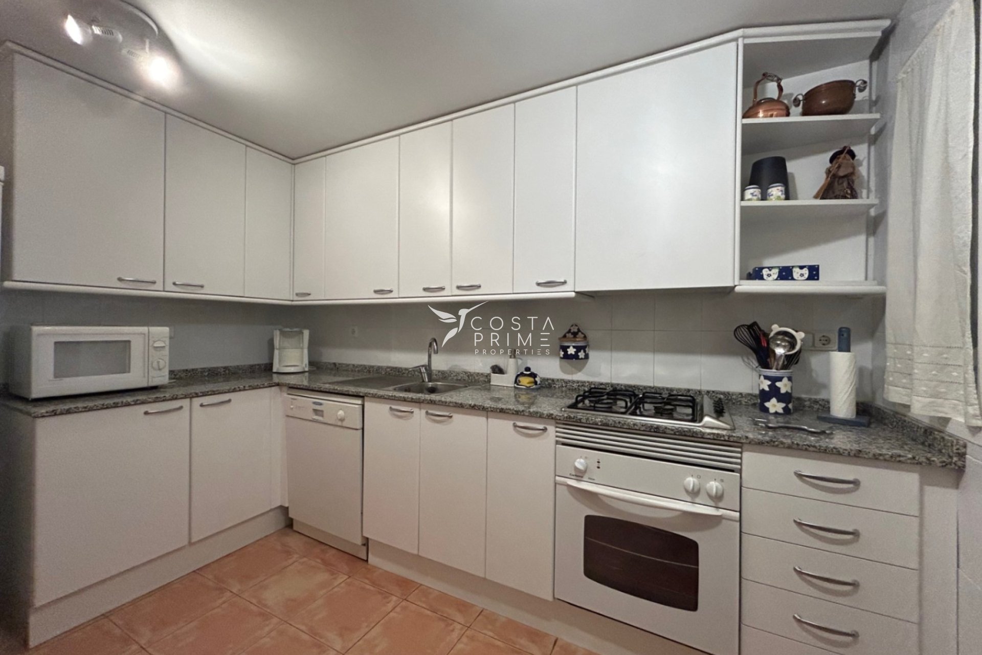 Újraértékesítés - Apartman / lakás - Albir