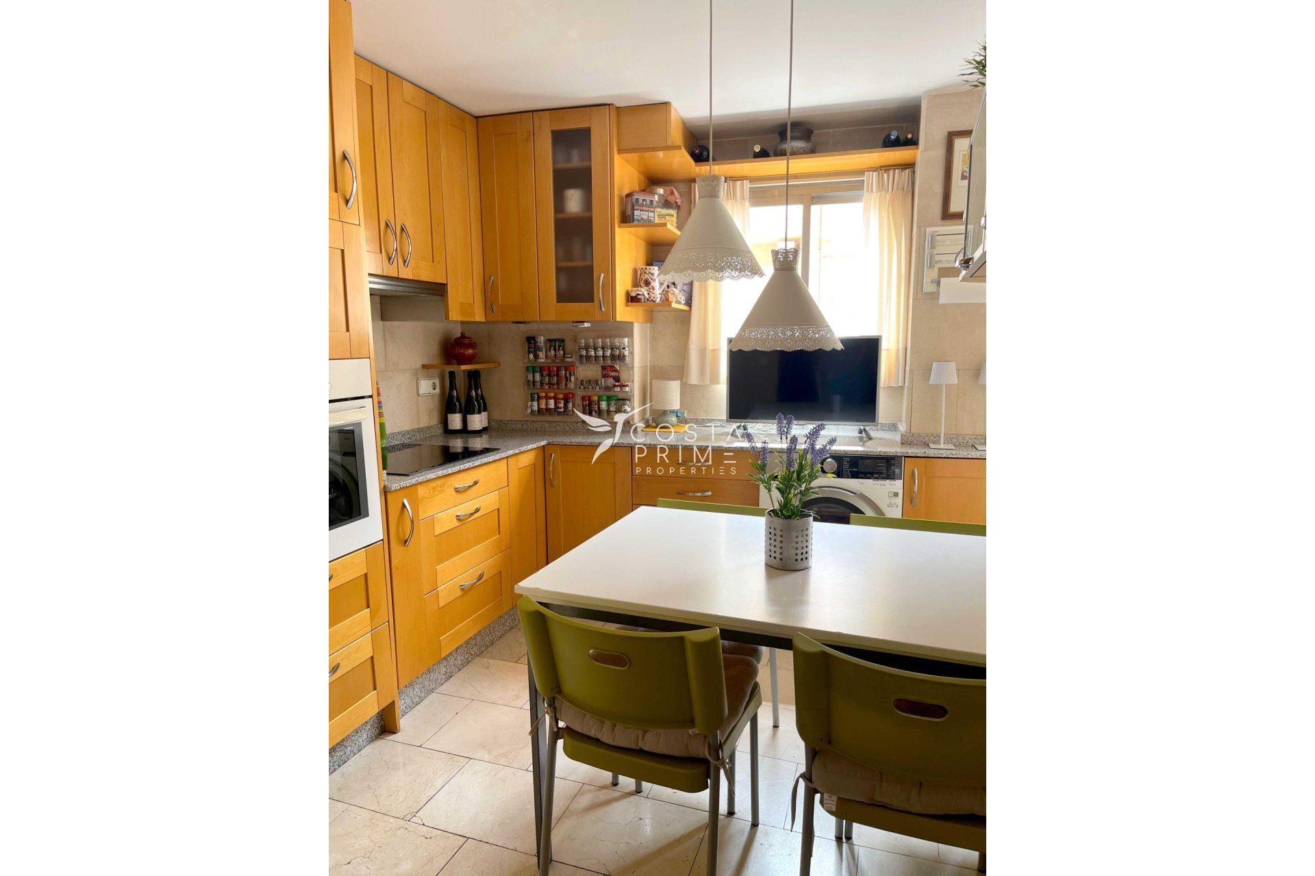 Újraértékesítés - Apartman / lakás - Alfas del Pí