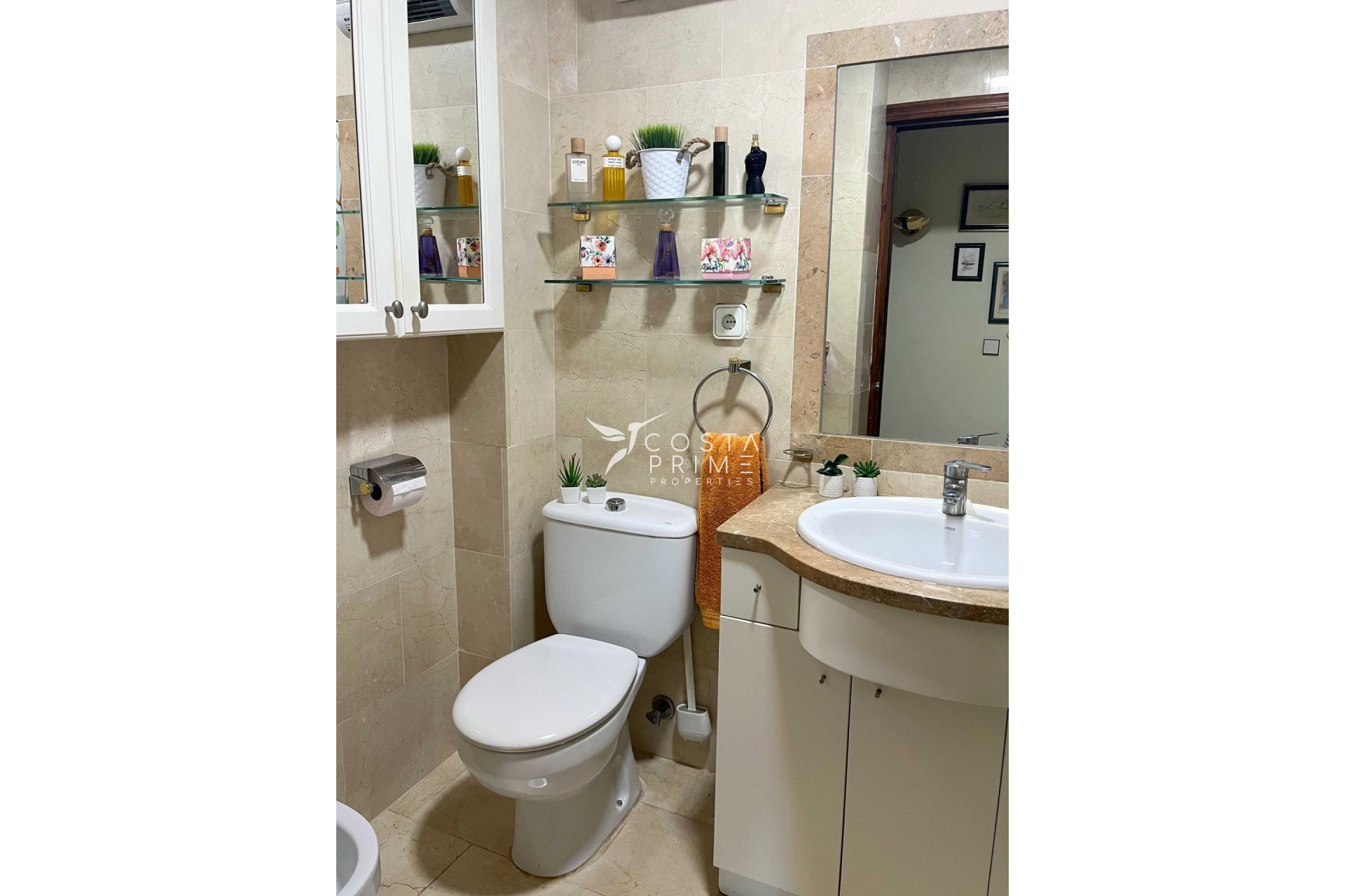 Újraértékesítés - Apartman / lakás - Alfas del Pí