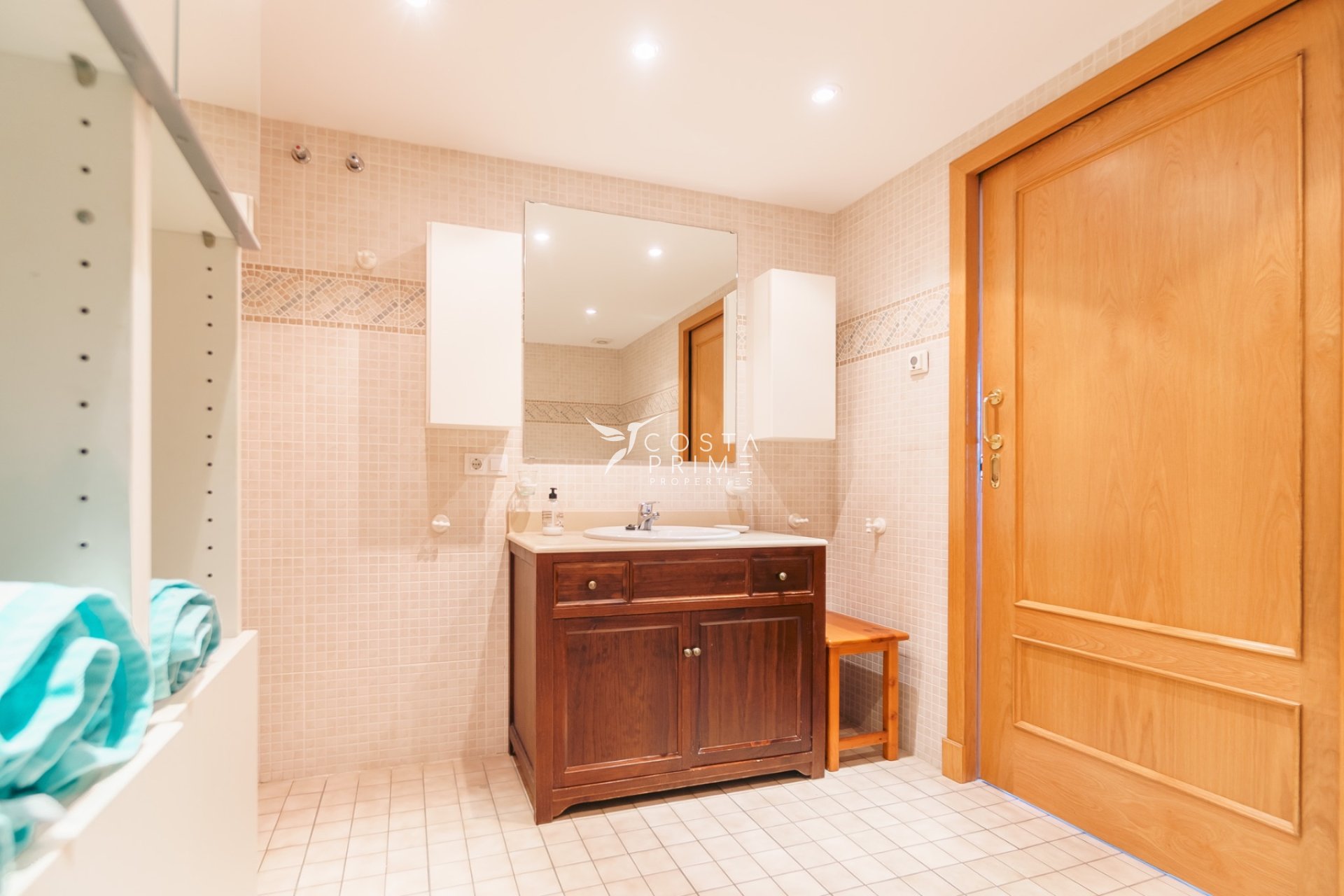 Újraértékesítés - Apartman / lakás - Alfas del Pí