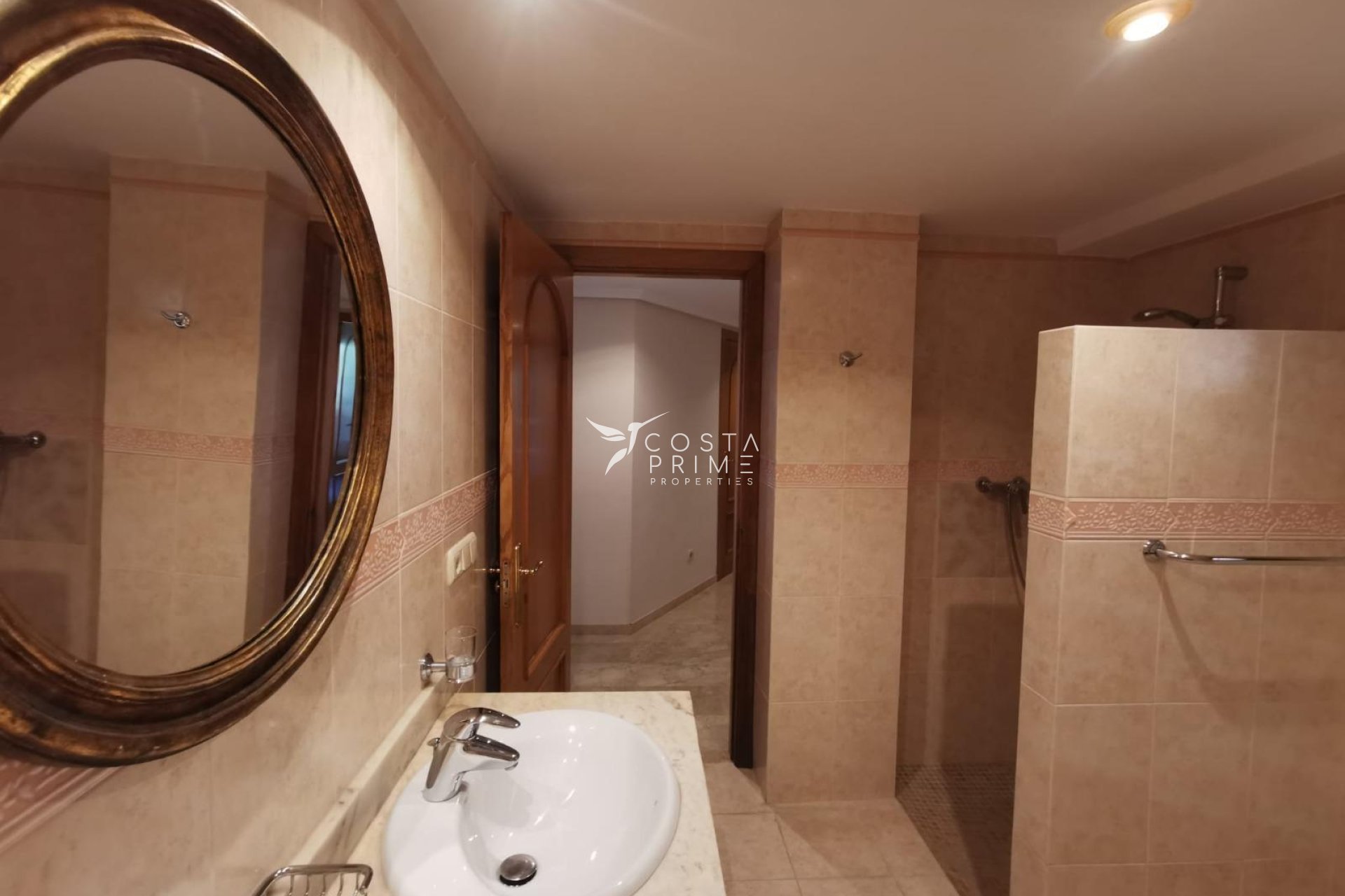 Újraértékesítés - Apartman / lakás - Altea