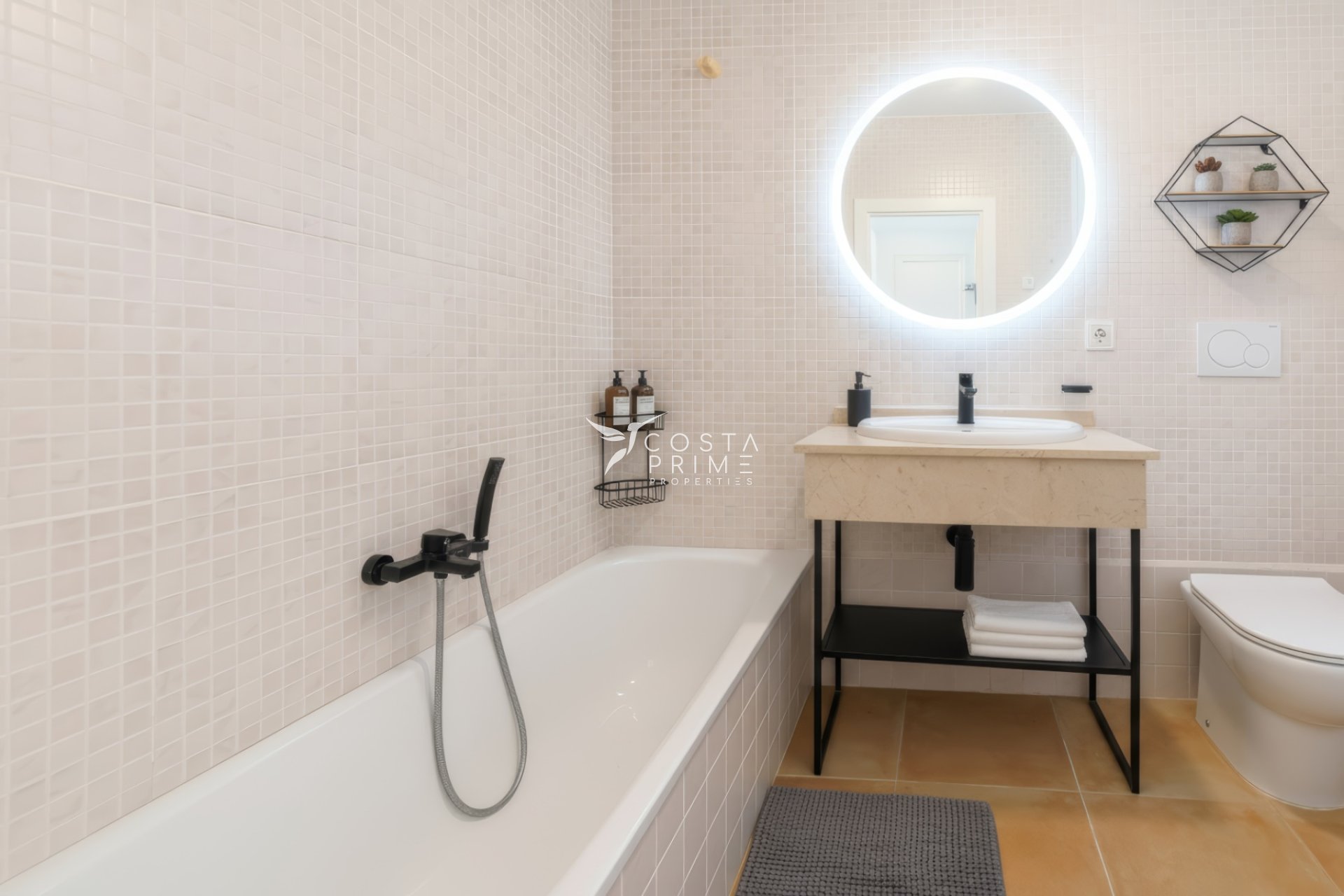 Újraértékesítés - Apartman / lakás - Altea