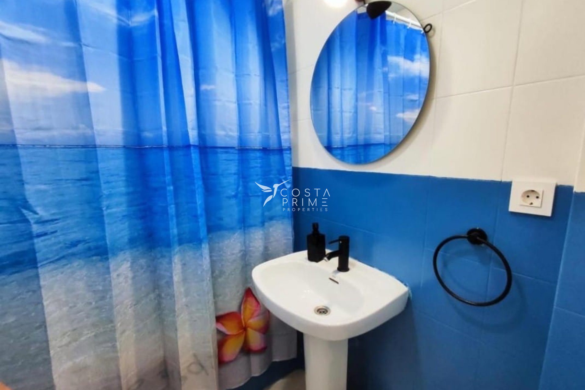 Újraértékesítés - Apartman / lakás - Altea