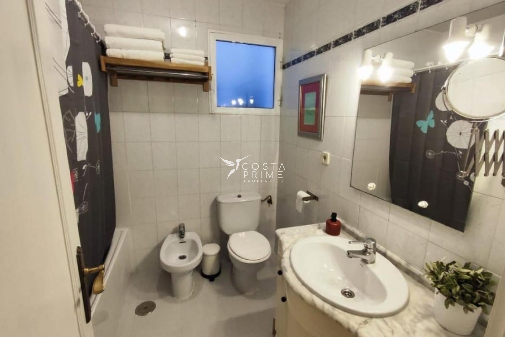 Újraértékesítés - Apartman / lakás - Altea