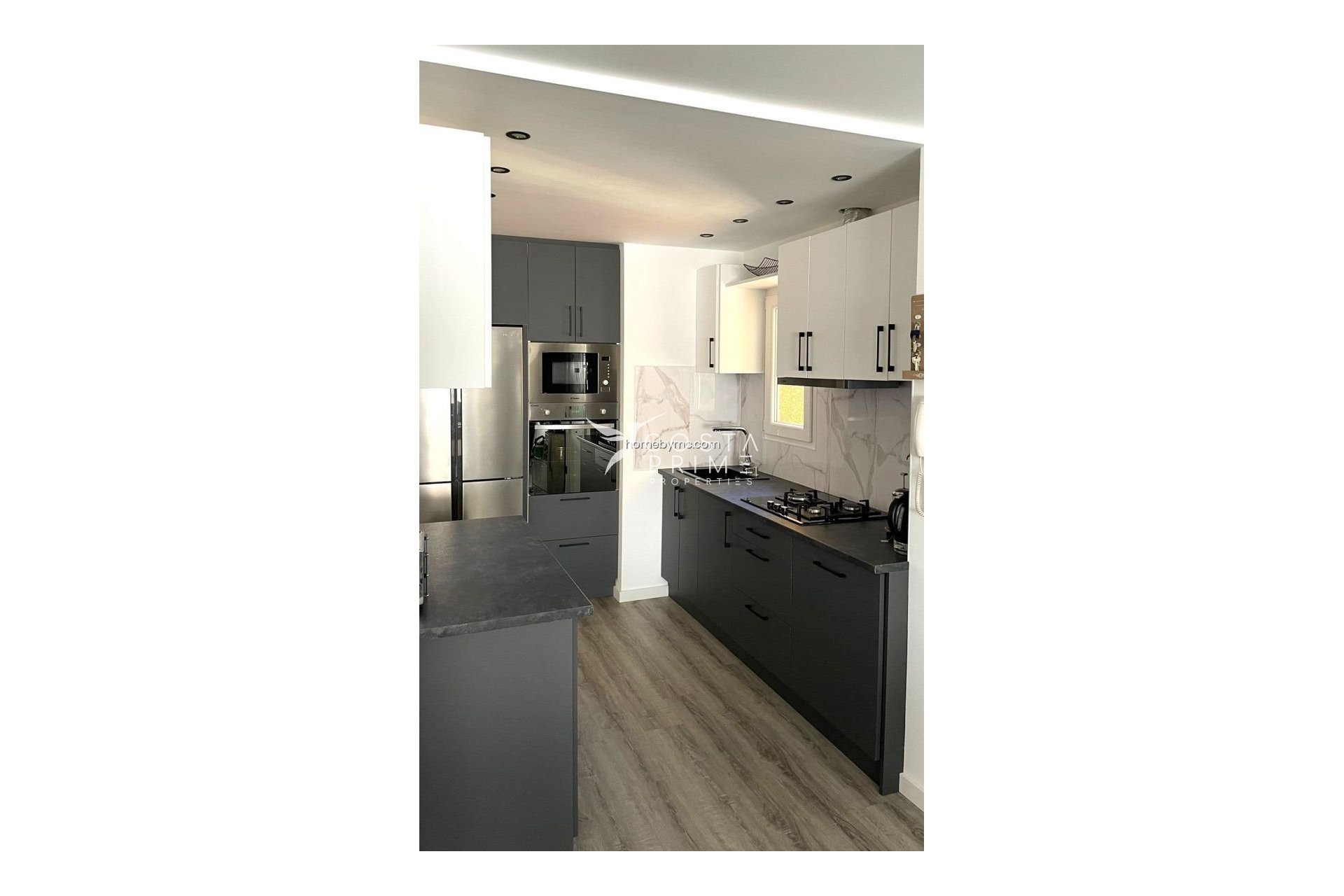 Újraértékesítés - Apartman / lakás - Benidorm