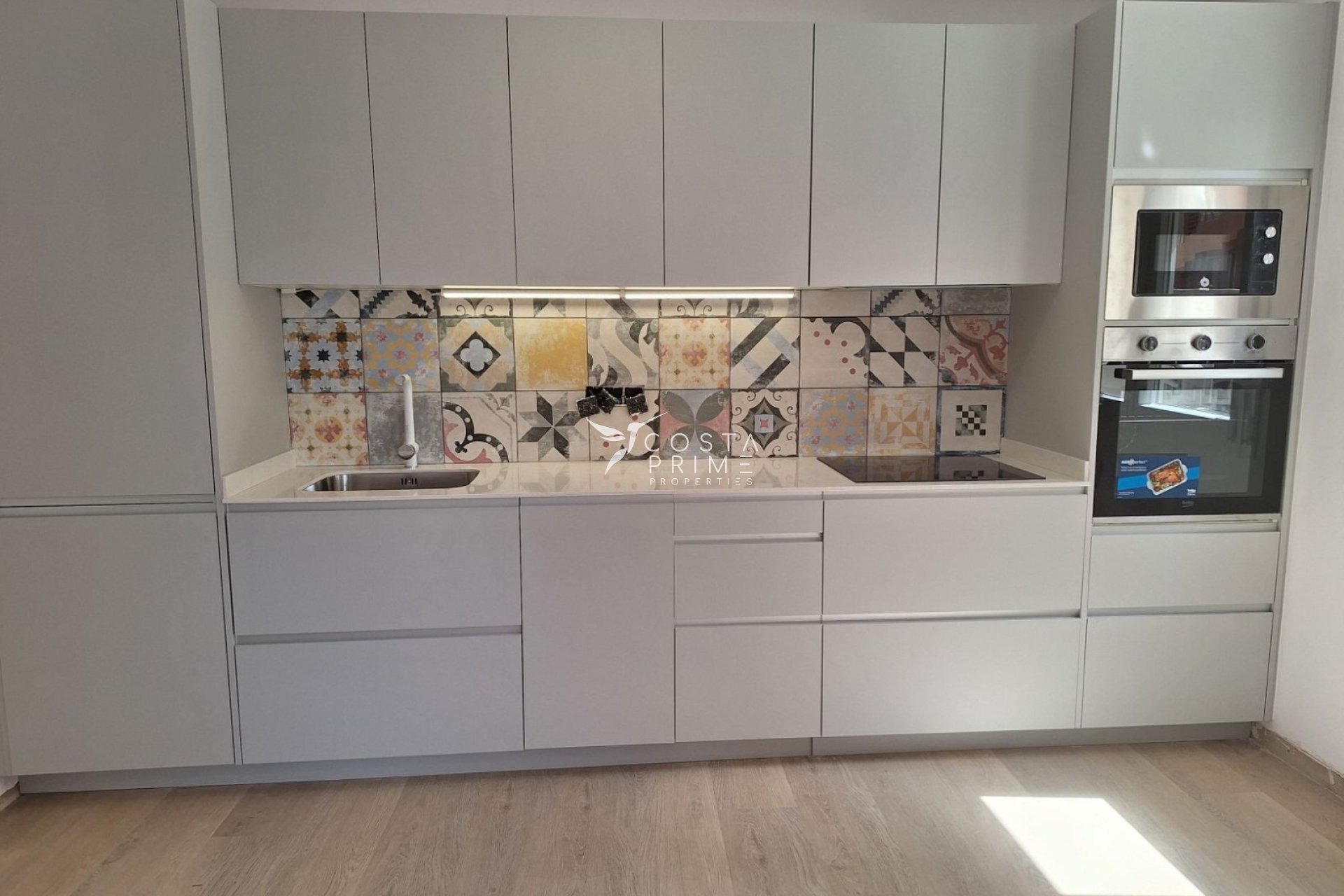 Újraértékesítés - Apartman / lakás - Benidorm