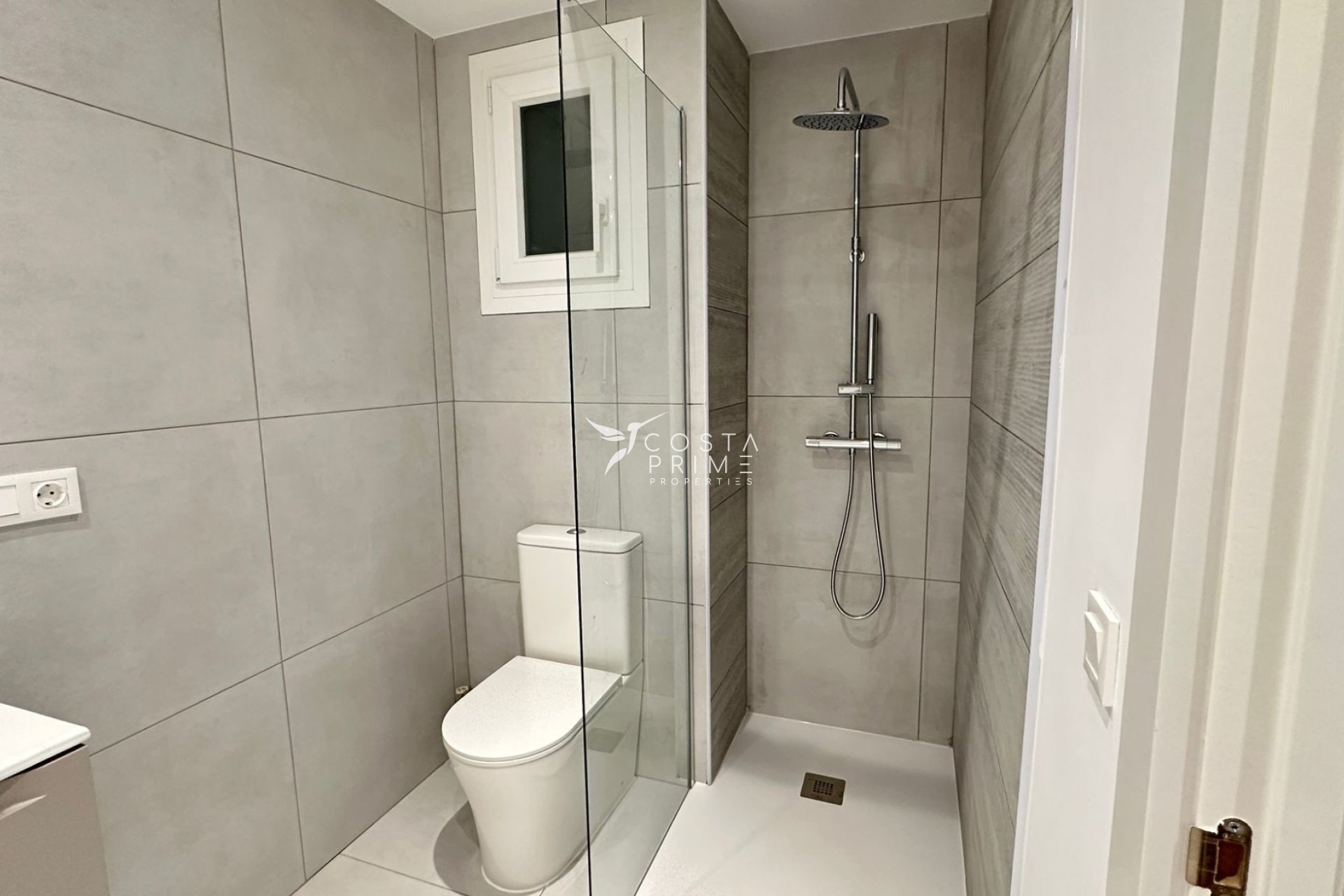 Újraértékesítés - Apartman / lakás - Benidorm