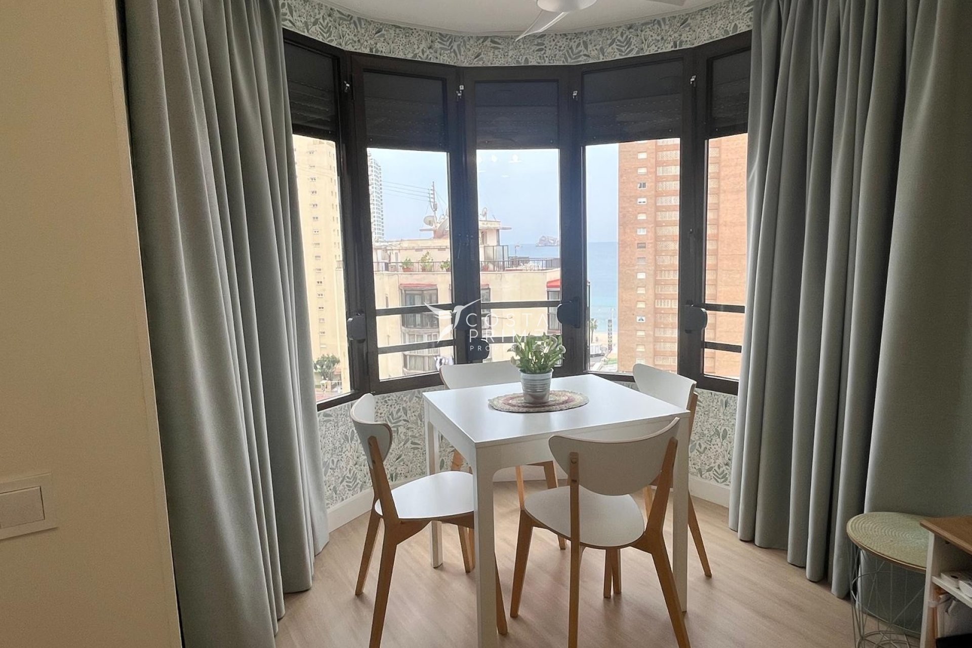 Újraértékesítés - Apartman / lakás - Benidorm