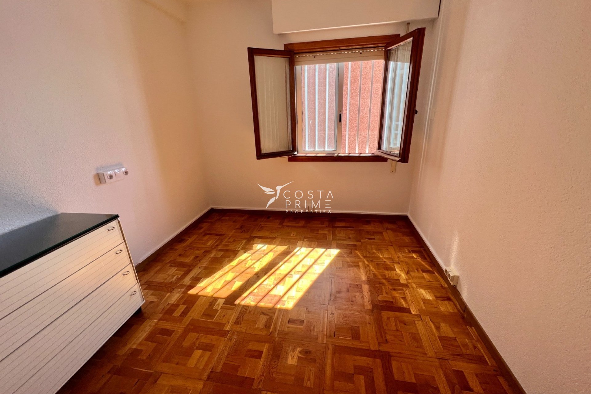 Újraértékesítés - Apartman / lakás - Benidorm