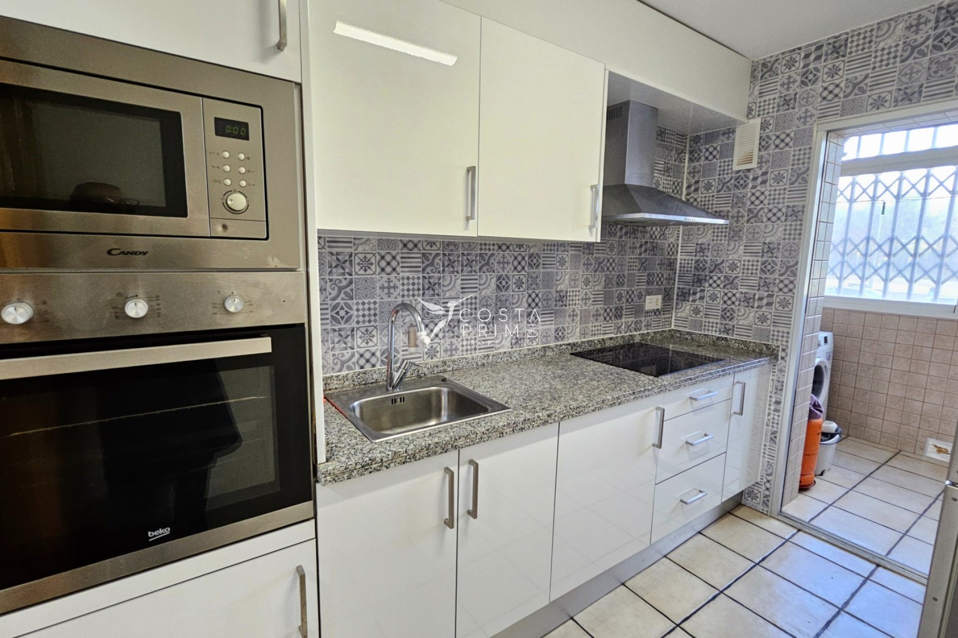 Újraértékesítés - Apartman / lakás - Benidorm