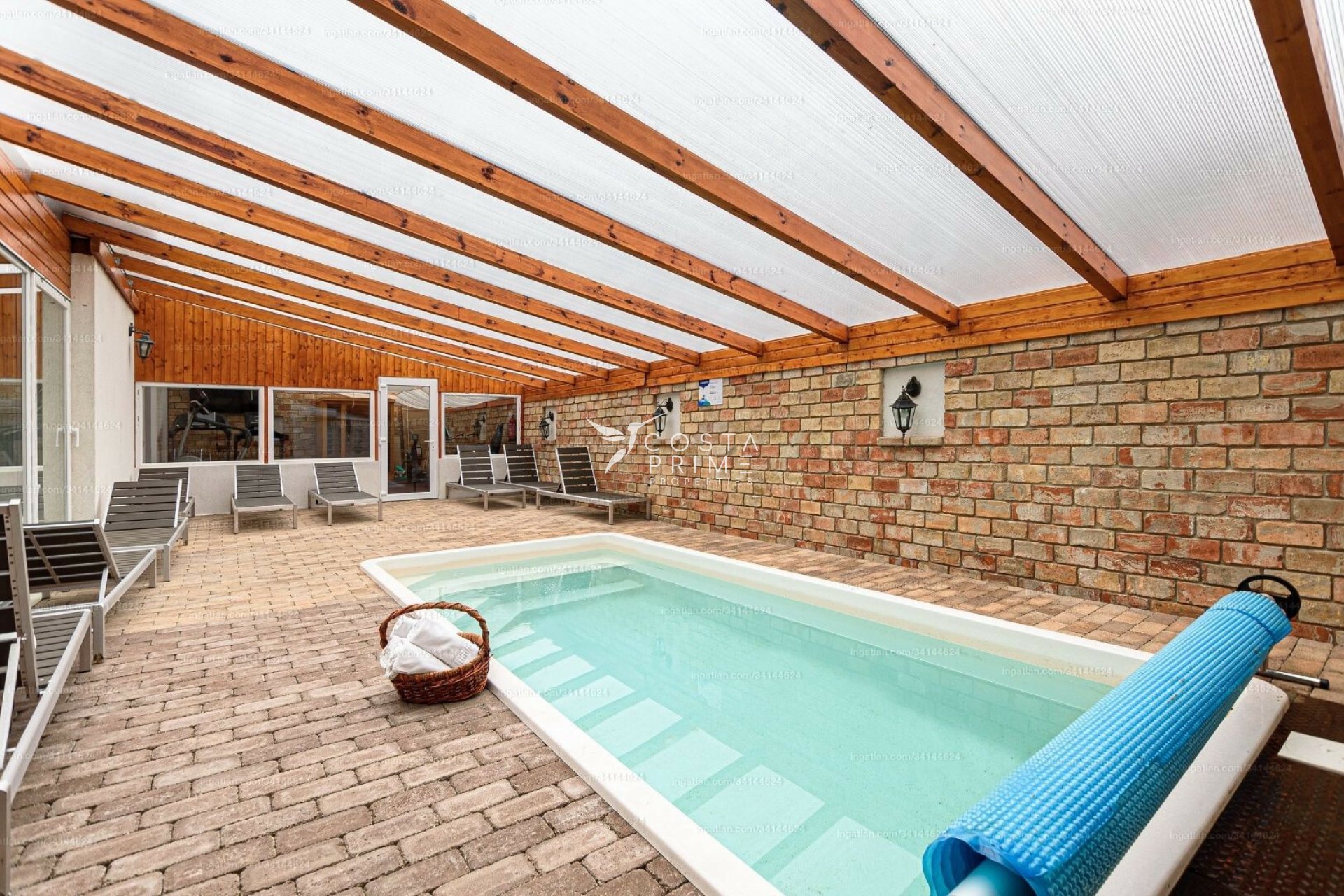 Újraértékesítés - Kereskedelmi ingatlanok - Finestrat