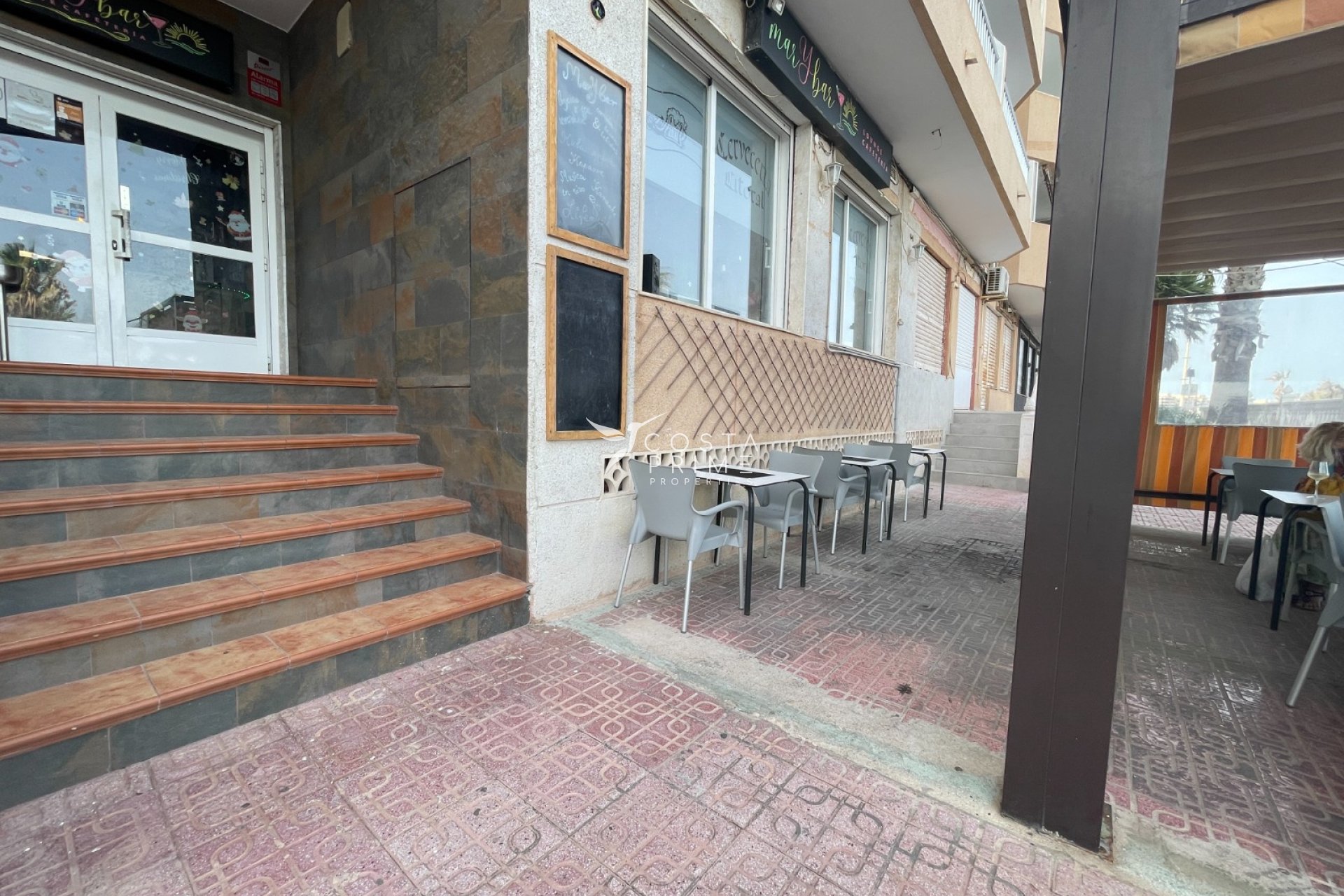 Újraértékesítés - Kereskedelmi ingatlanok - Torrevieja