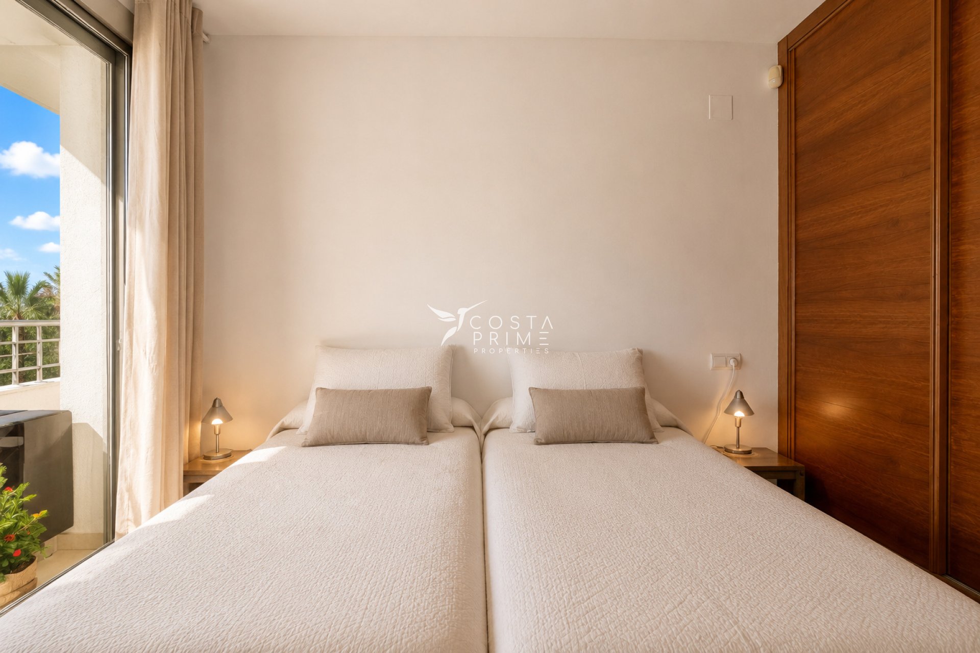 Újraértékesítés - Penthouse - Albir