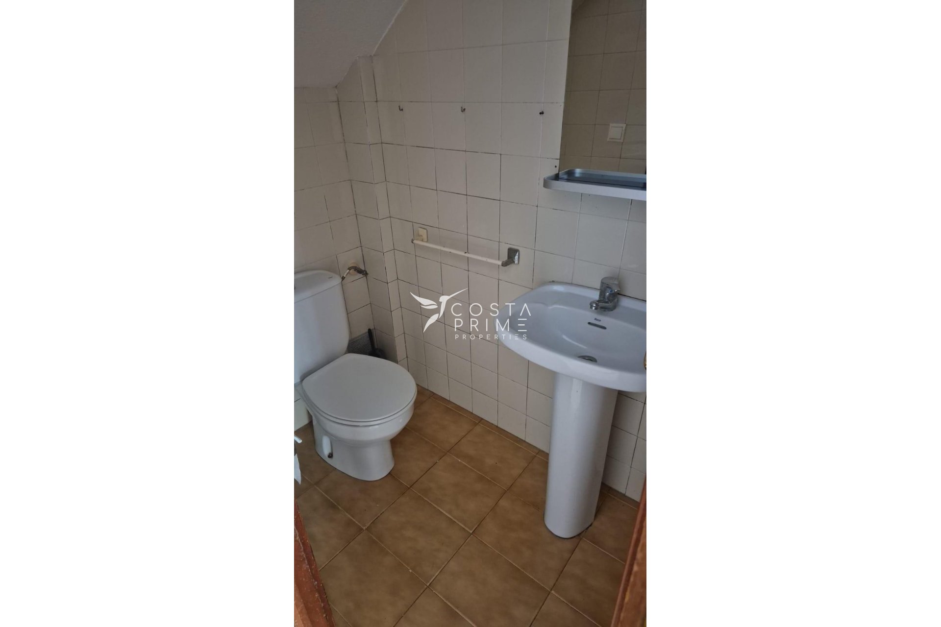 Újraértékesítés - Városháza / Semi - Benidorm