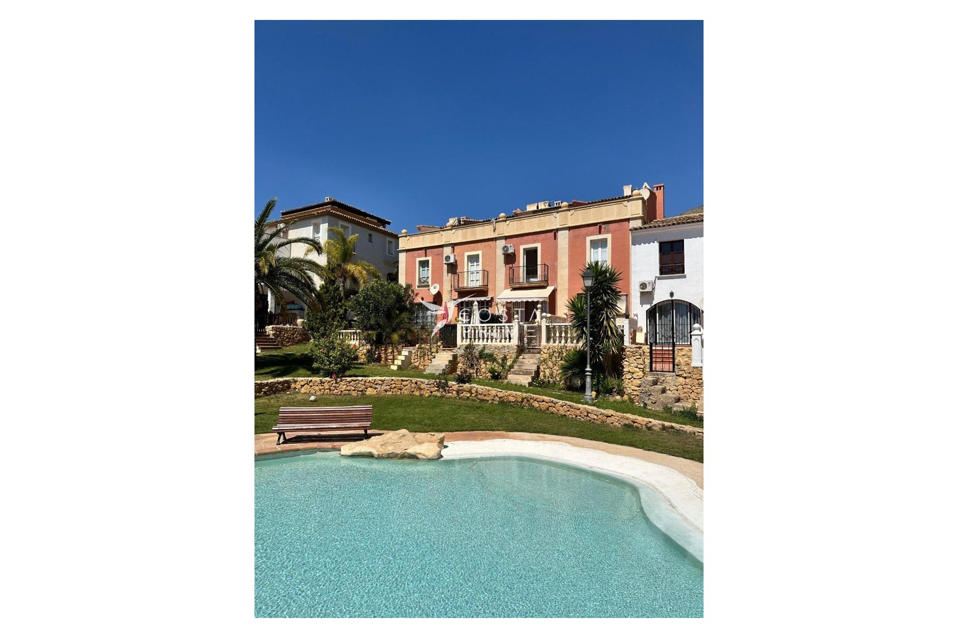 Újraértékesítés - Városháza / Semi - Finestrat