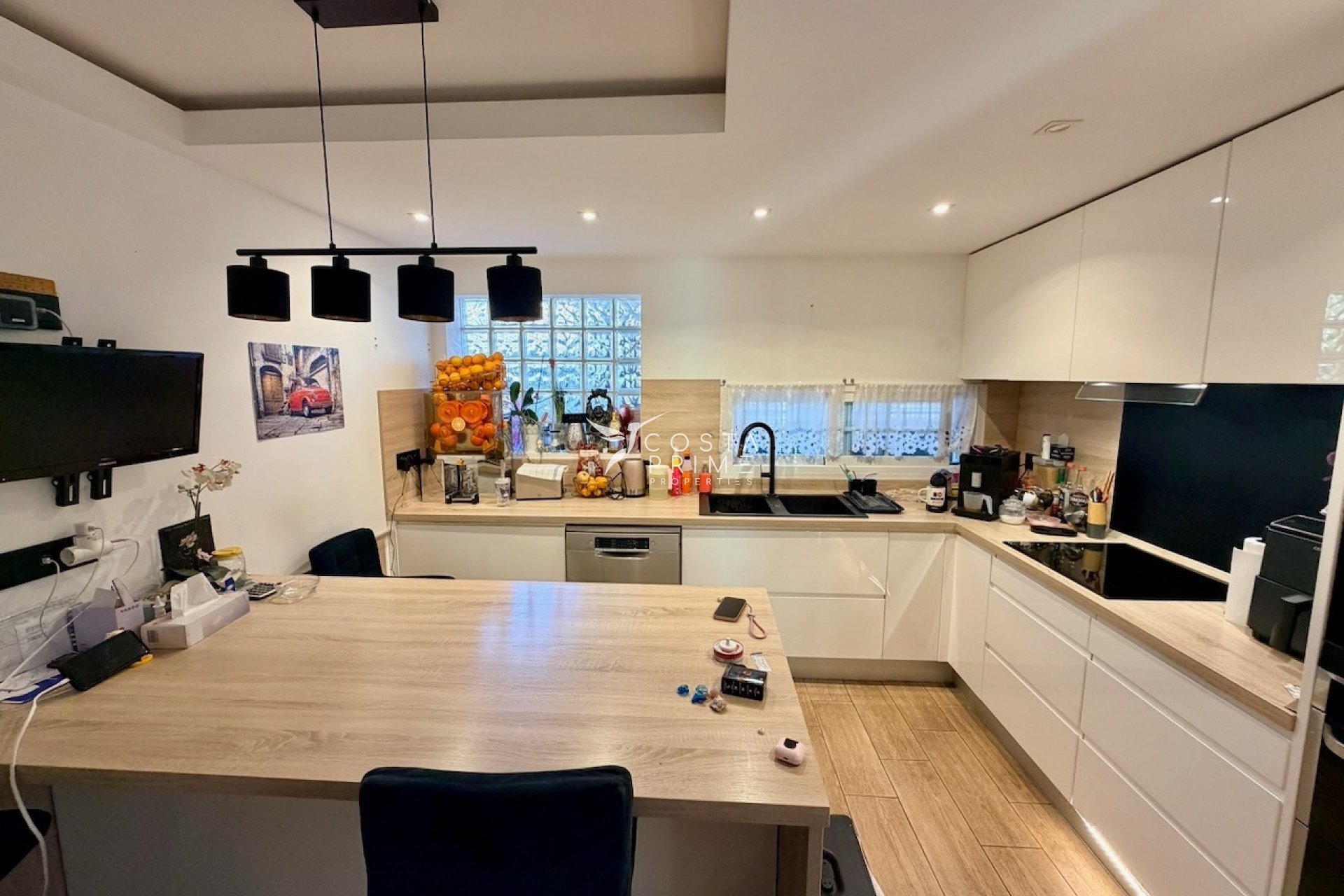 Újraértékesítés - Városháza / Semi - La Nucía