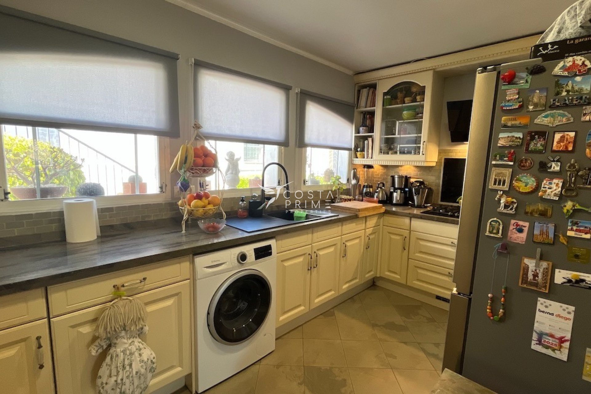 Újraértékesítés - Városháza / Semi - La Nucía