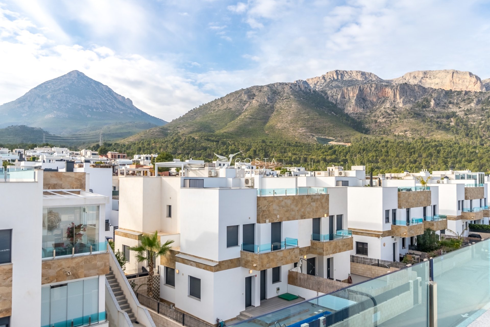 Újraértékesítés - Városháza / Semi - Polop