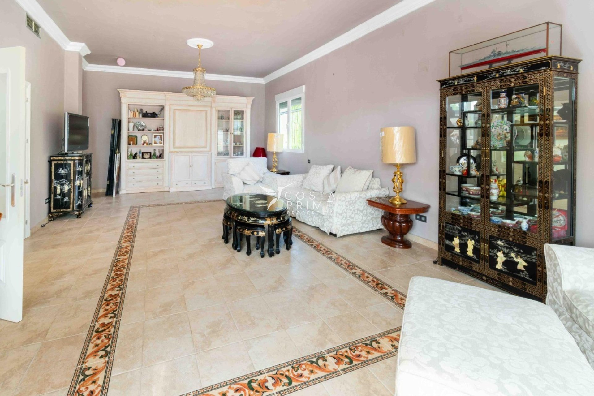 Újraértékesítés - Villa  - Albir