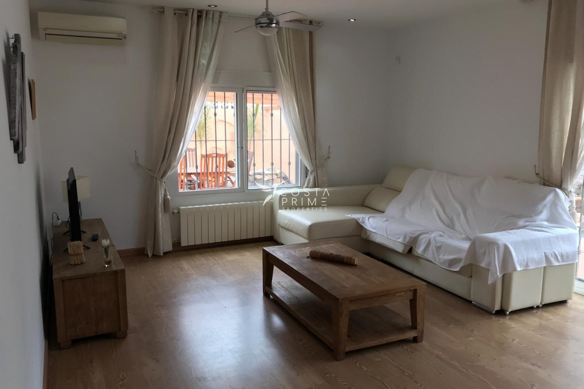 Újraértékesítés - Villa  - Albir