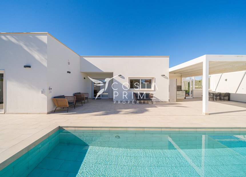 Újraértékesítés - Villa  - Albir