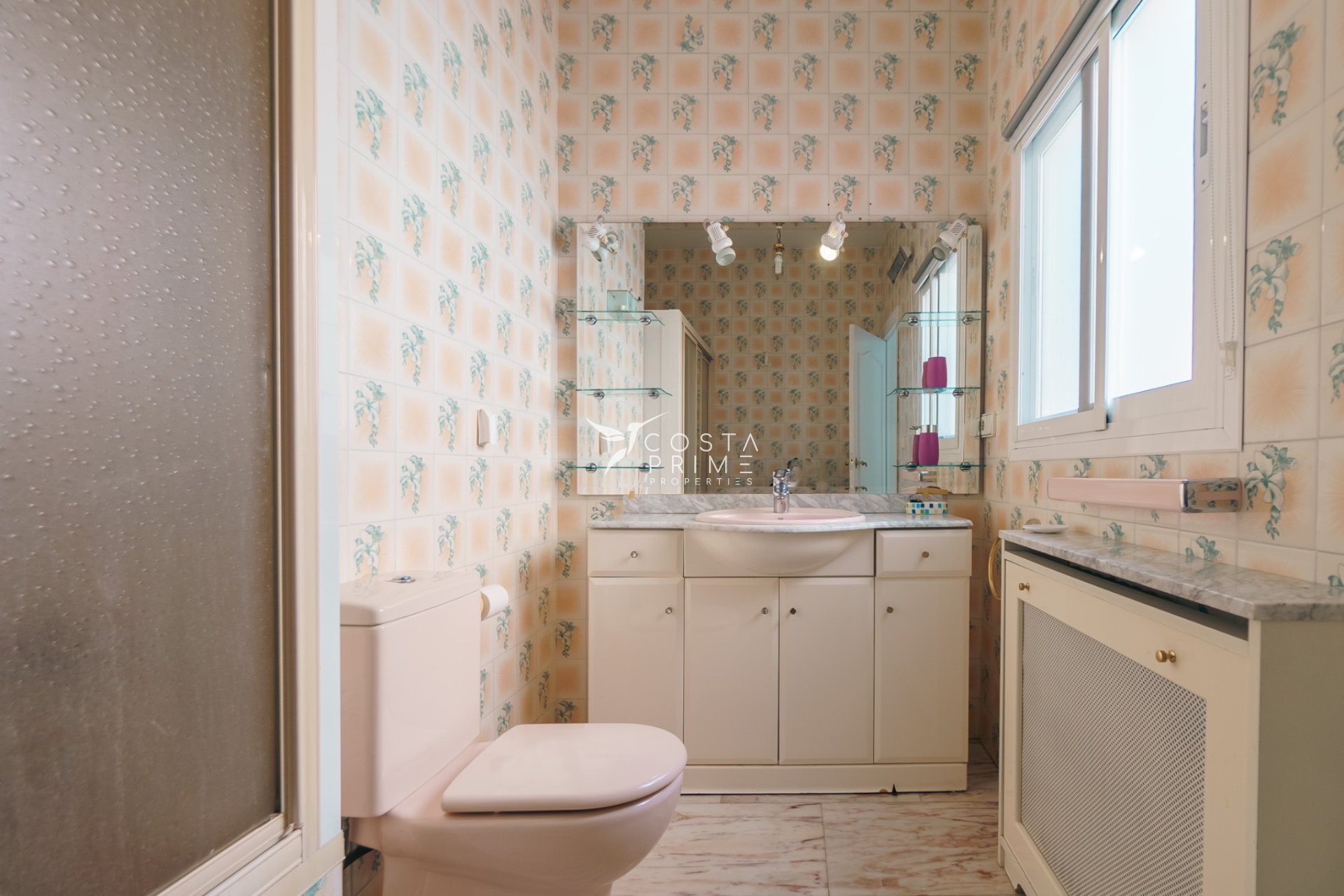 Újraértékesítés - Villa  - Albir