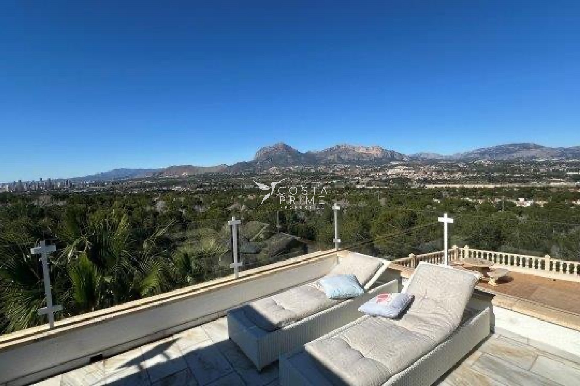 Újraértékesítés - Villa  - Albir