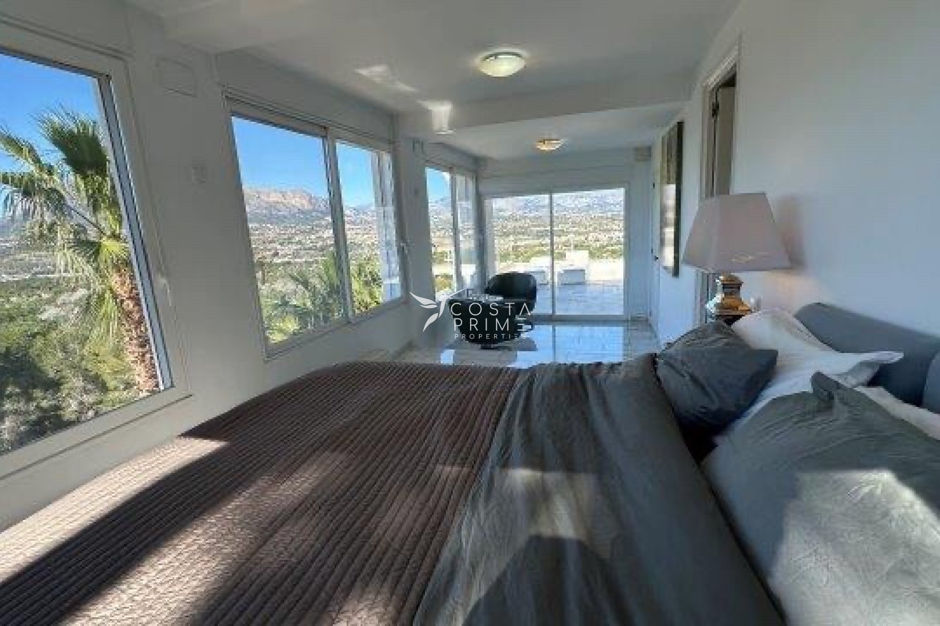 Újraértékesítés - Villa  - Albir