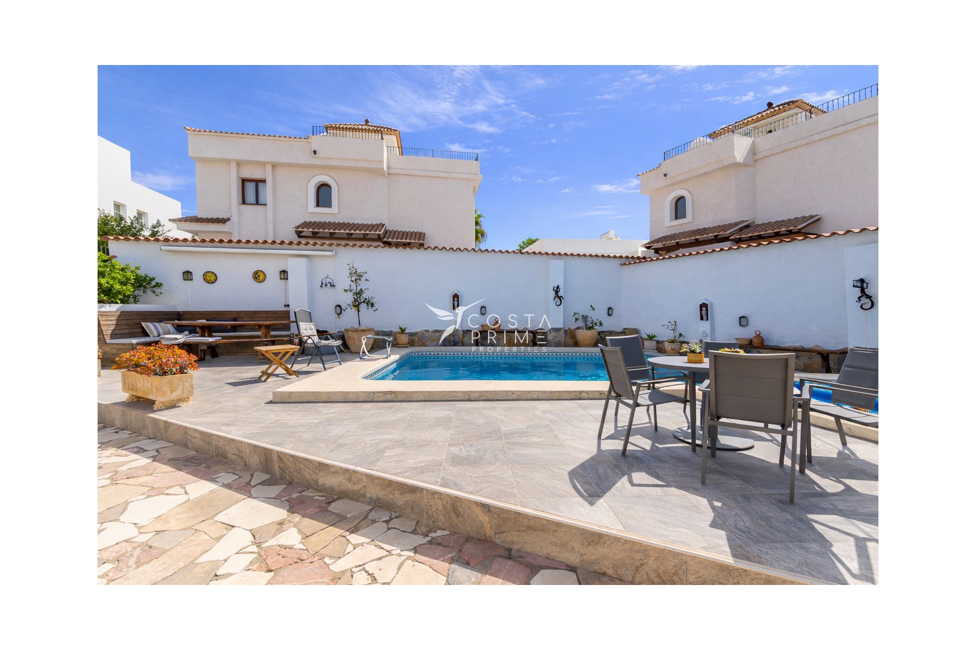 Újraértékesítés - Villa  - Albir