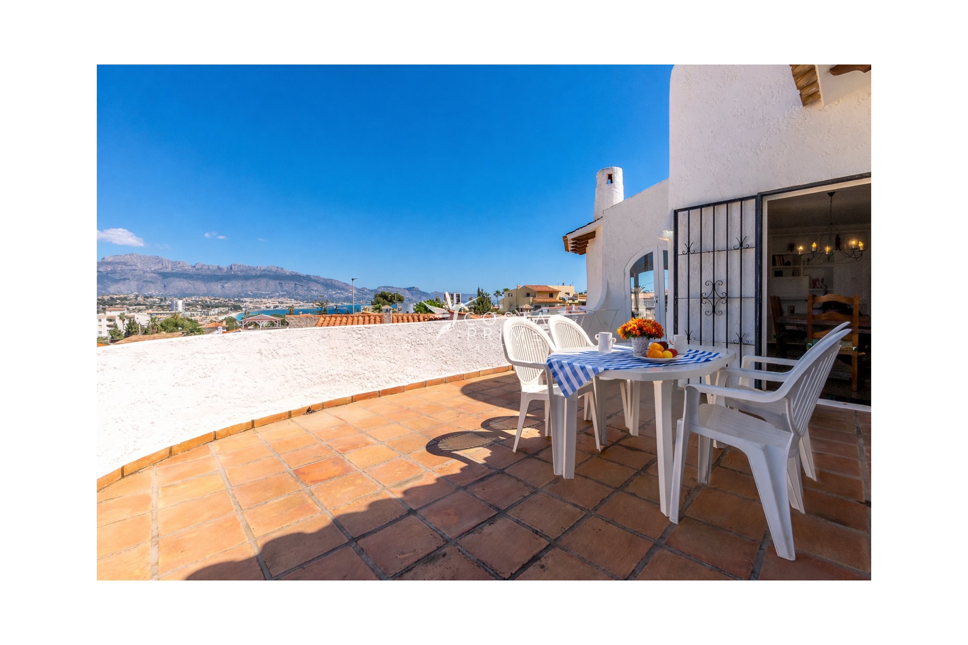 Újraértékesítés - Villa  - Albir