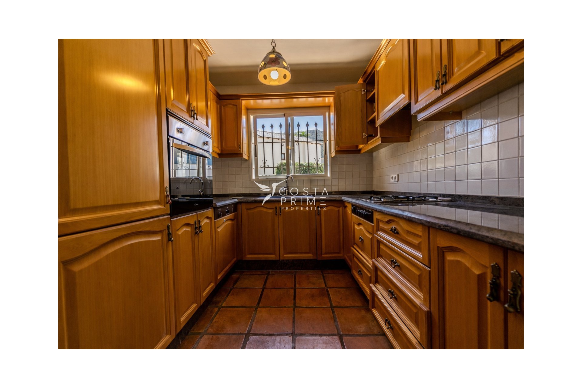 Újraértékesítés - Villa  - Albir