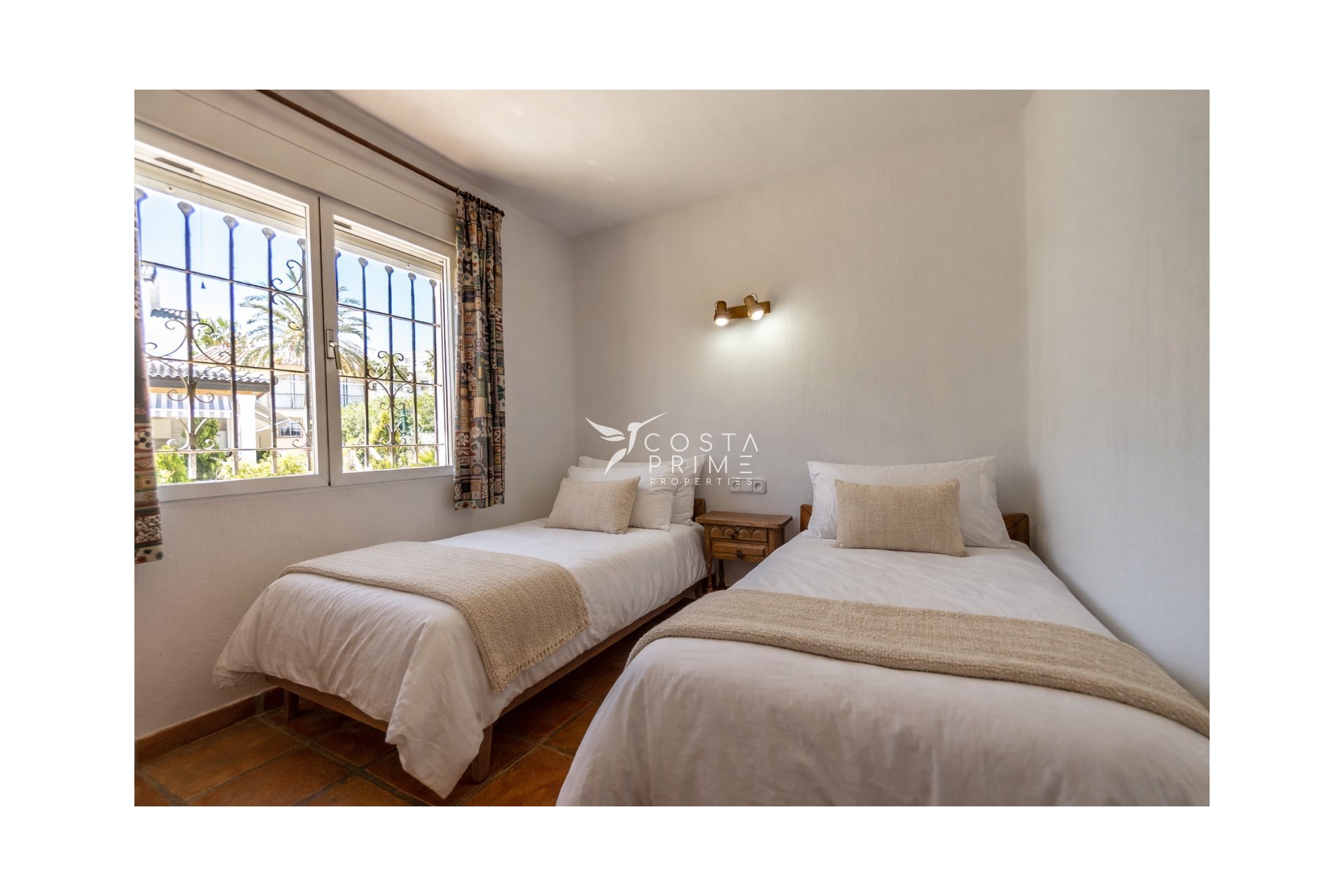 Újraértékesítés - Villa  - Albir