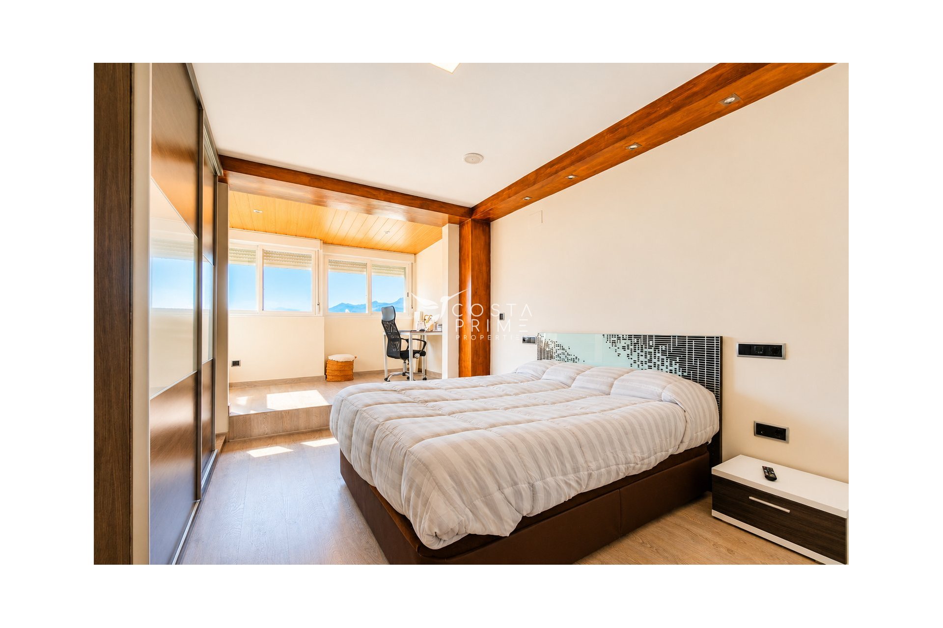 Újraértékesítés - Villa  - Albir