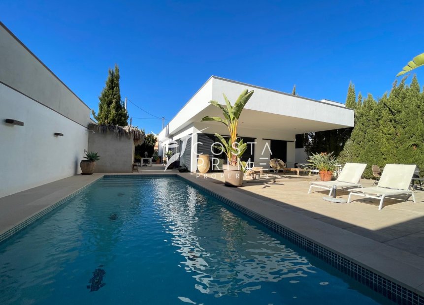 Újraértékesítés - Villa  - Albir