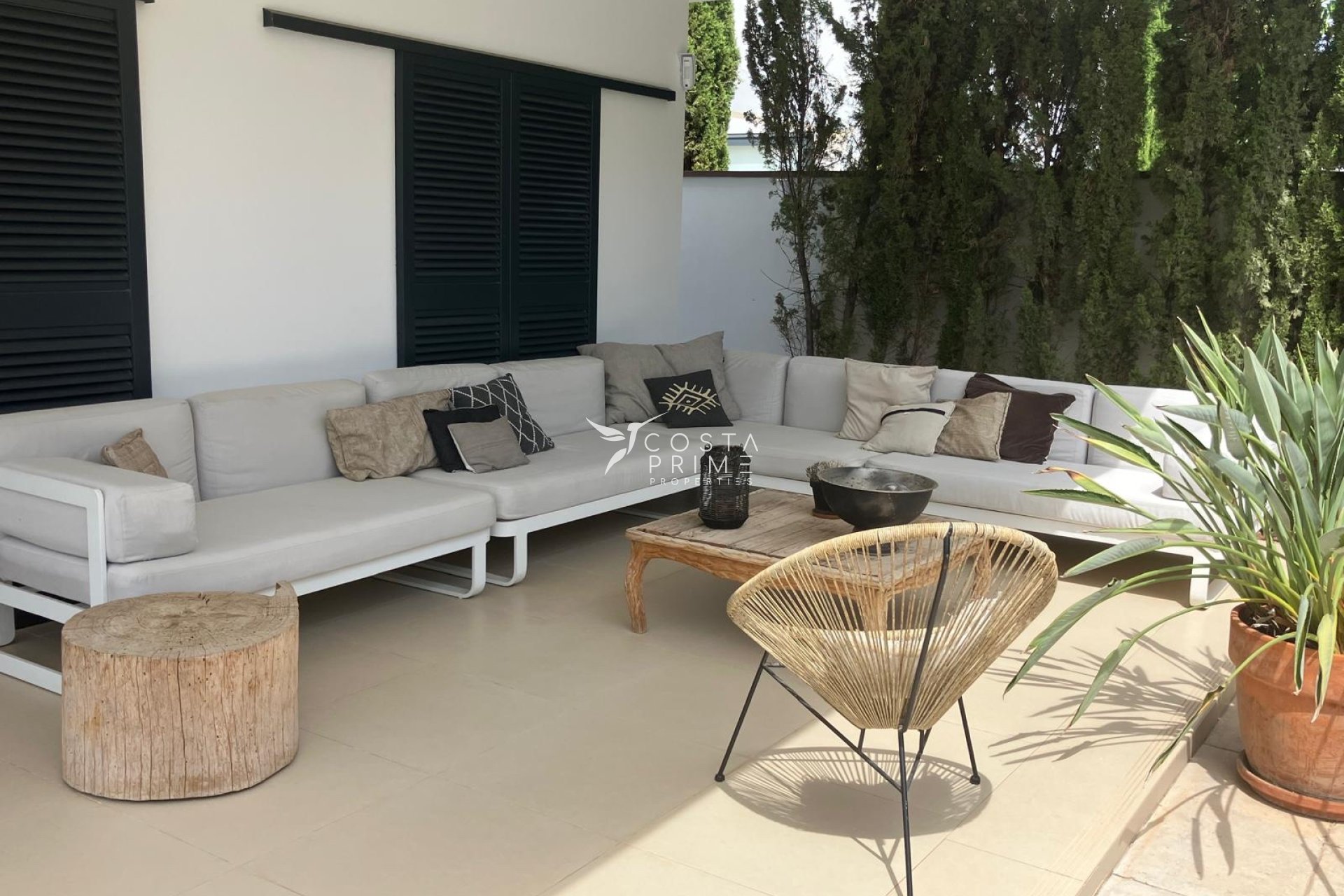 Újraértékesítés - Villa  - Albir