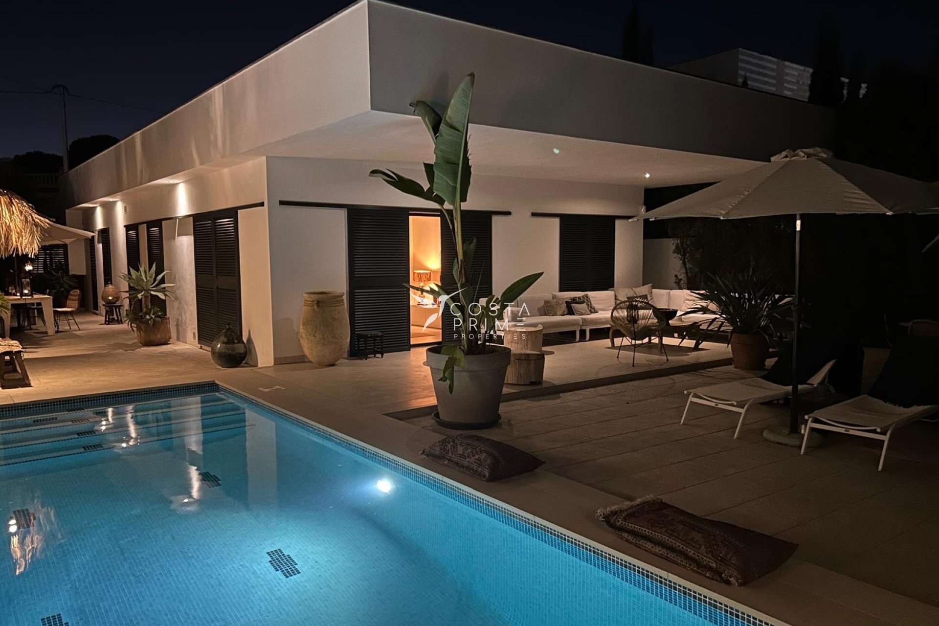 Újraértékesítés - Villa  - Albir
