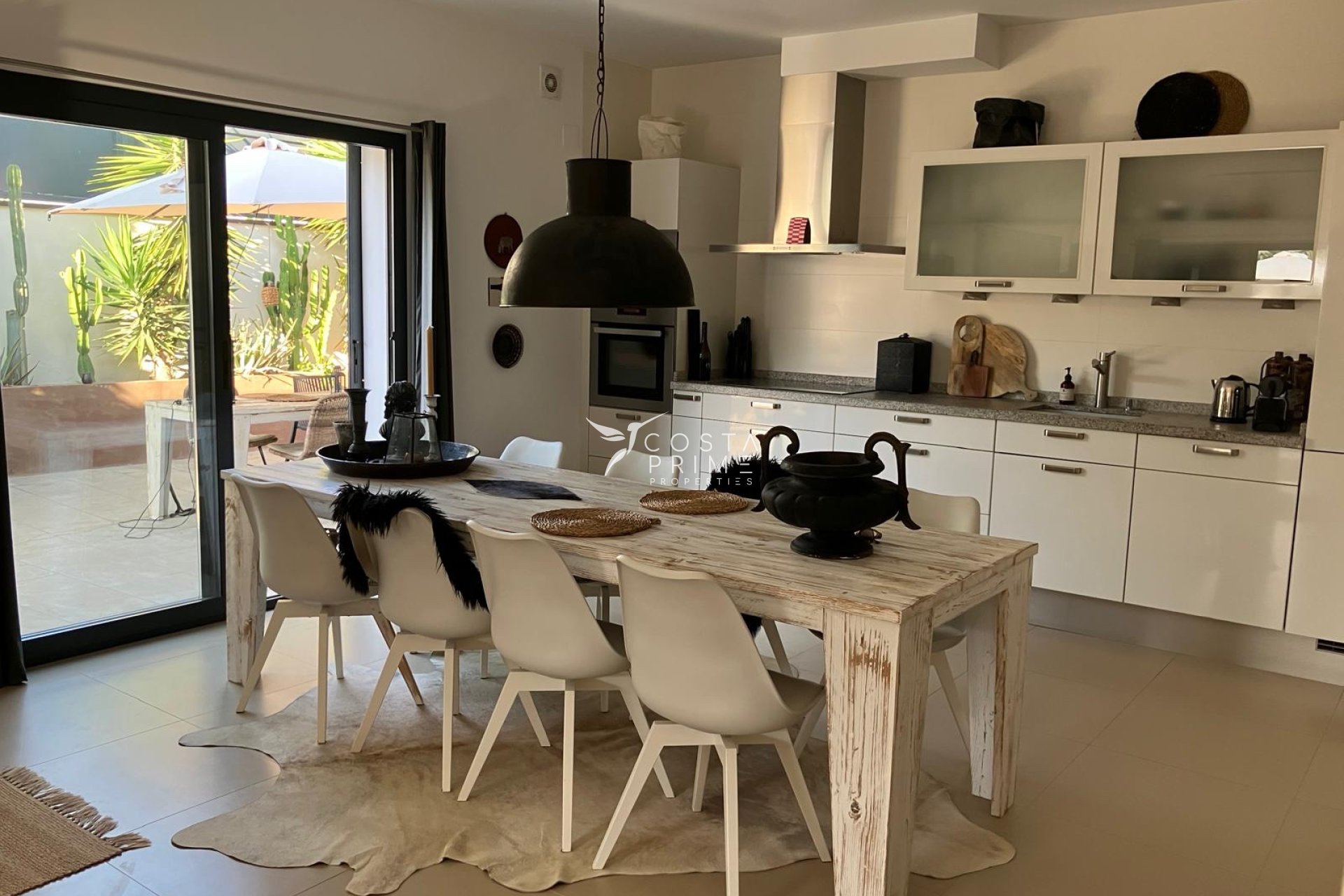 Újraértékesítés - Villa  - Albir