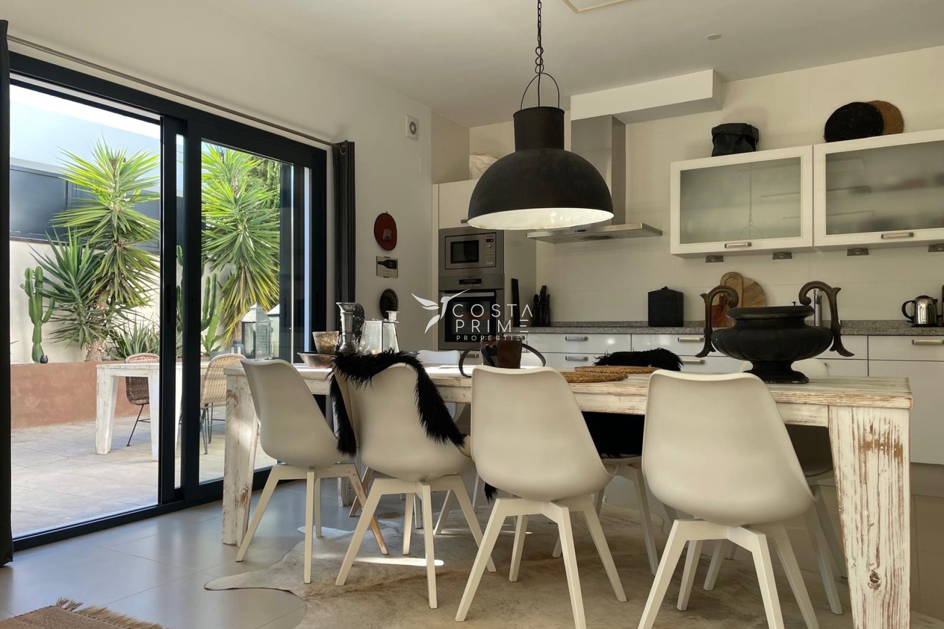 Újraértékesítés - Villa  - Albir