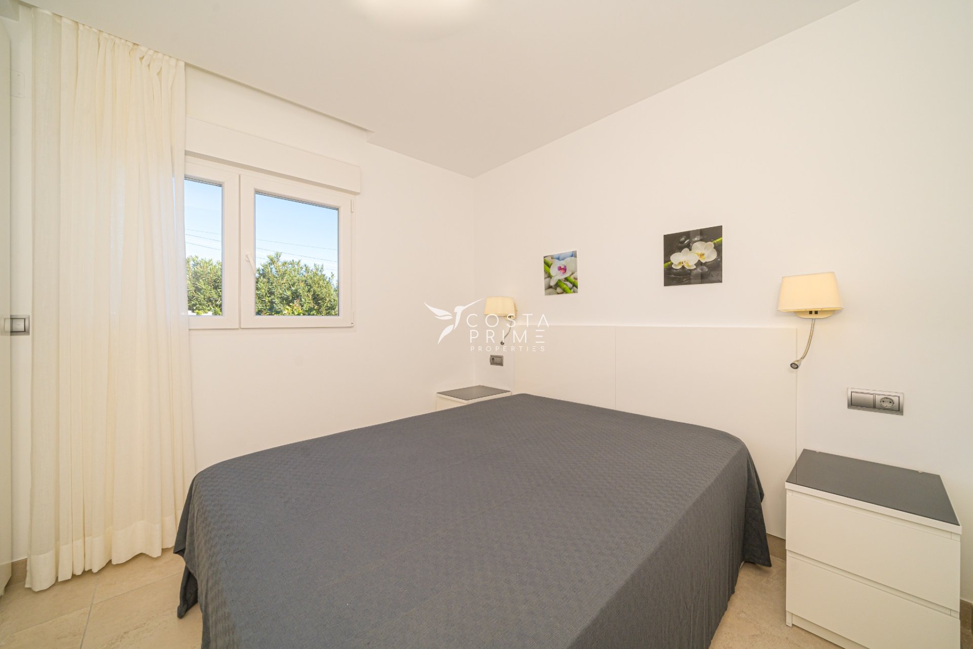 Újraértékesítés - Villa  - Albir