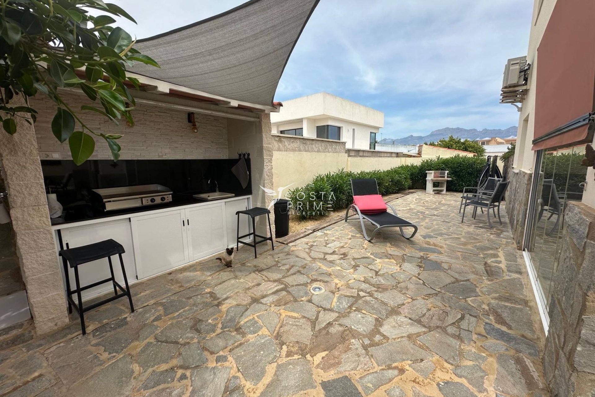 Újraértékesítés - Villa  - Albir