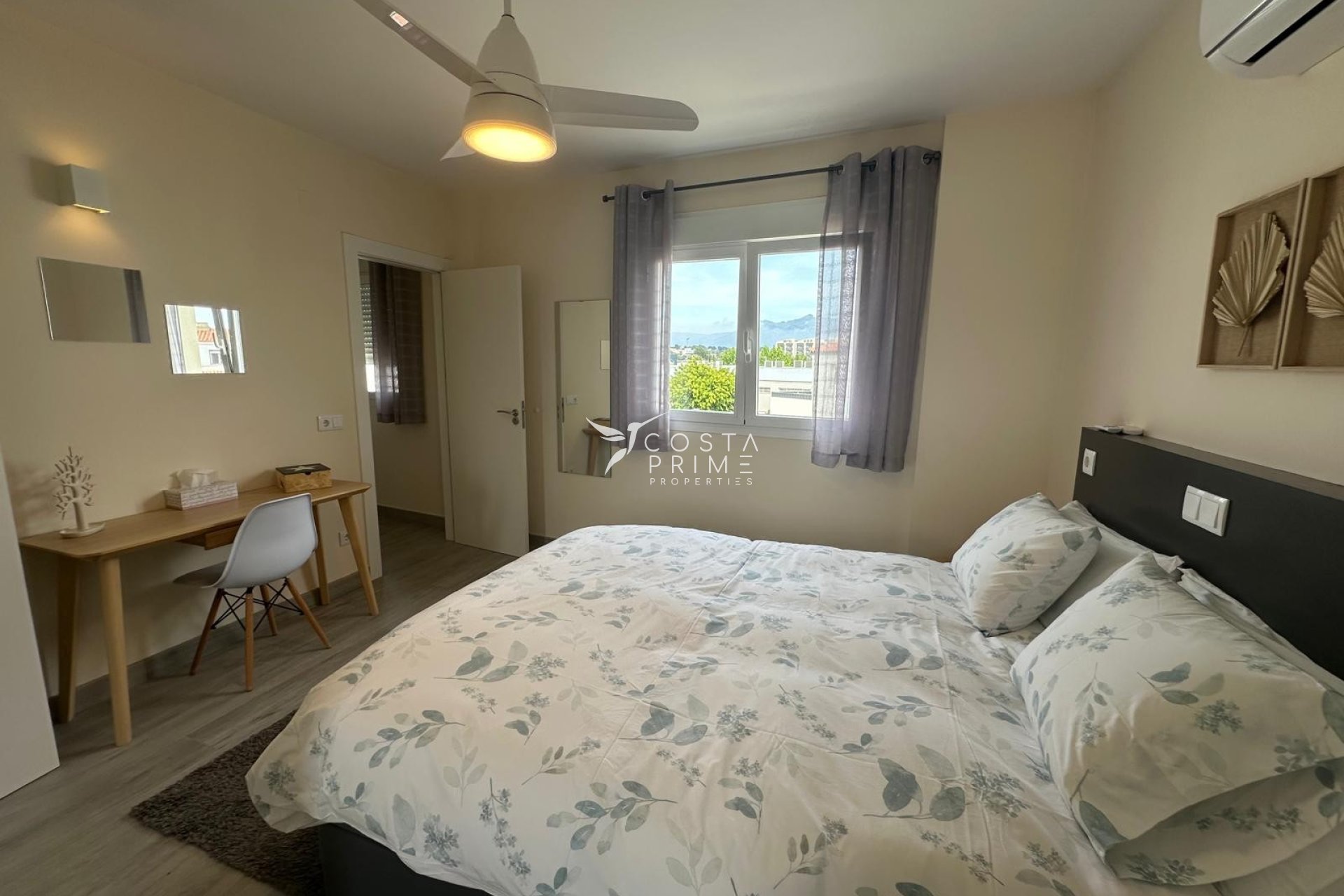 Újraértékesítés - Villa  - Albir