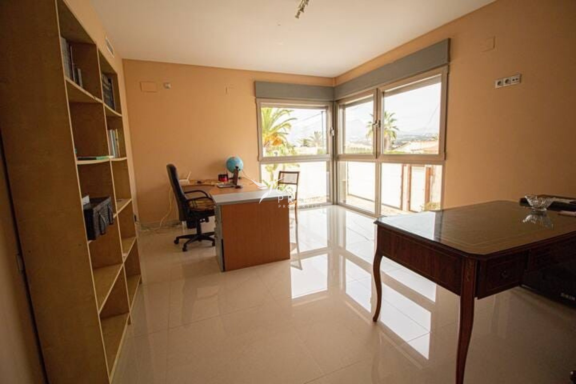 Újraértékesítés - Villa  - Albir