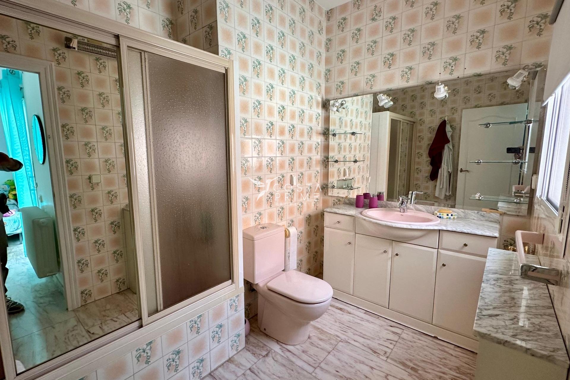 Újraértékesítés - Villa  - Alfas del Pí