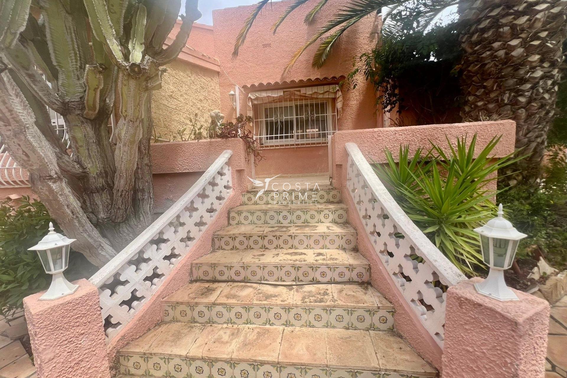 Újraértékesítés - Villa  - Alfas del Pí