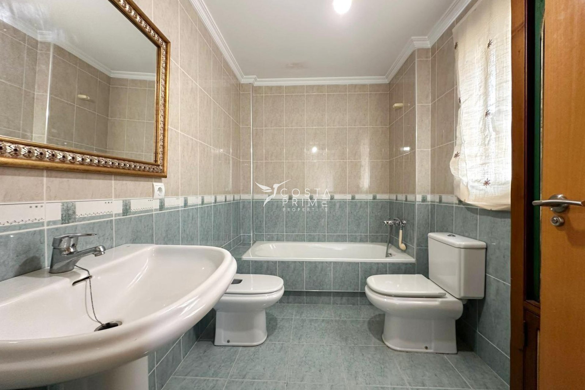 Újraértékesítés - Villa  - Alfas del Pí