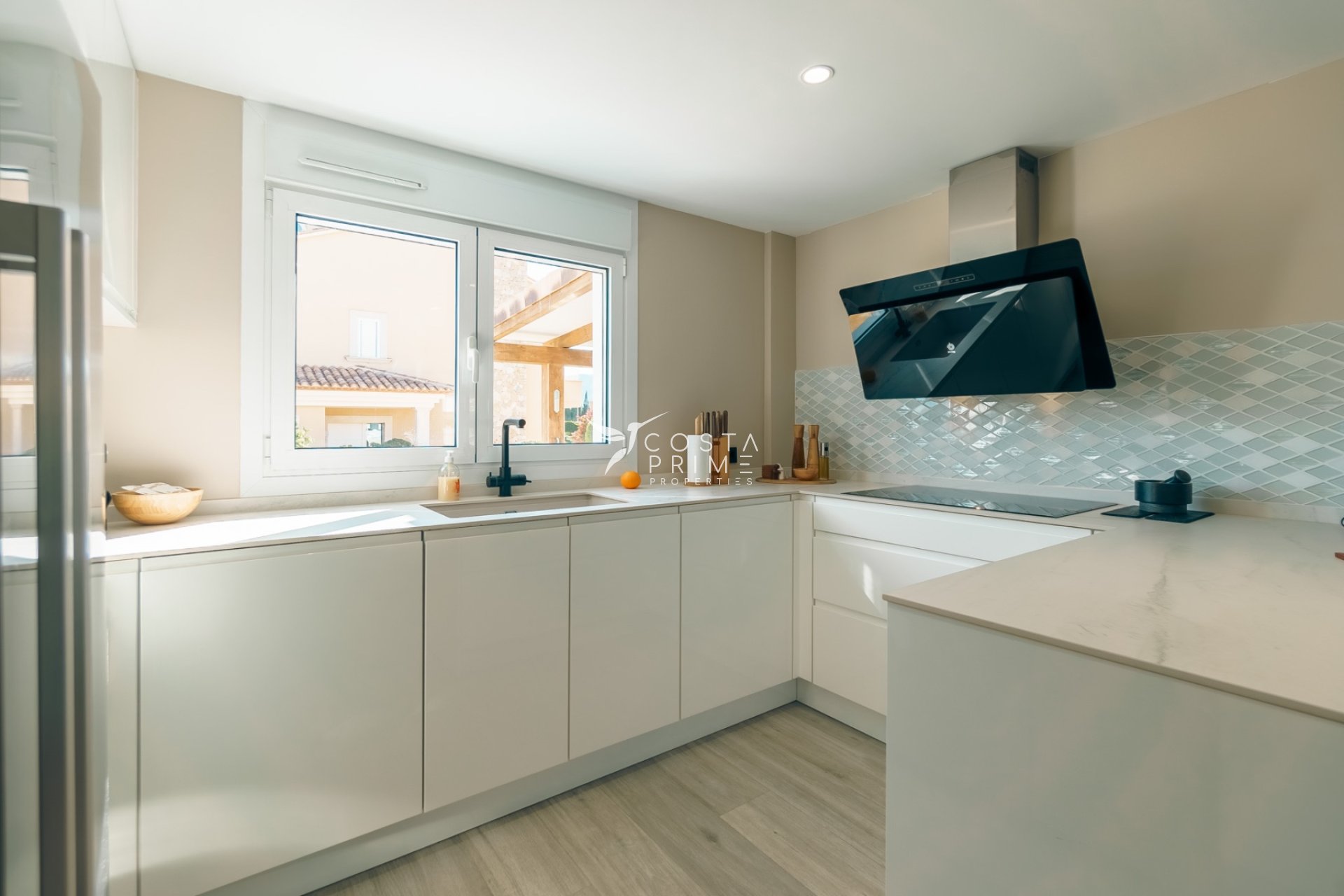 Újraértékesítés - Villa  - Alfas del Pí