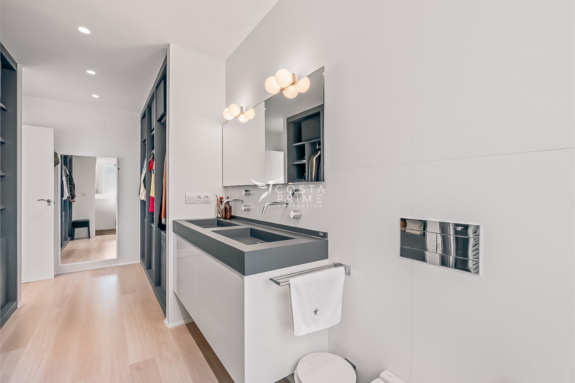 Újraértékesítés - Villa  - Alfas del Pí