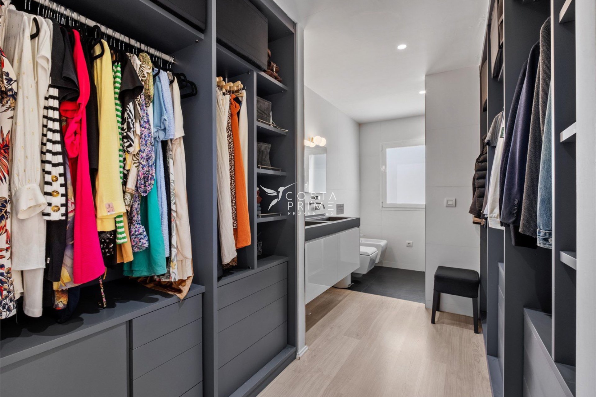 Újraértékesítés - Villa  - Alfas del Pí