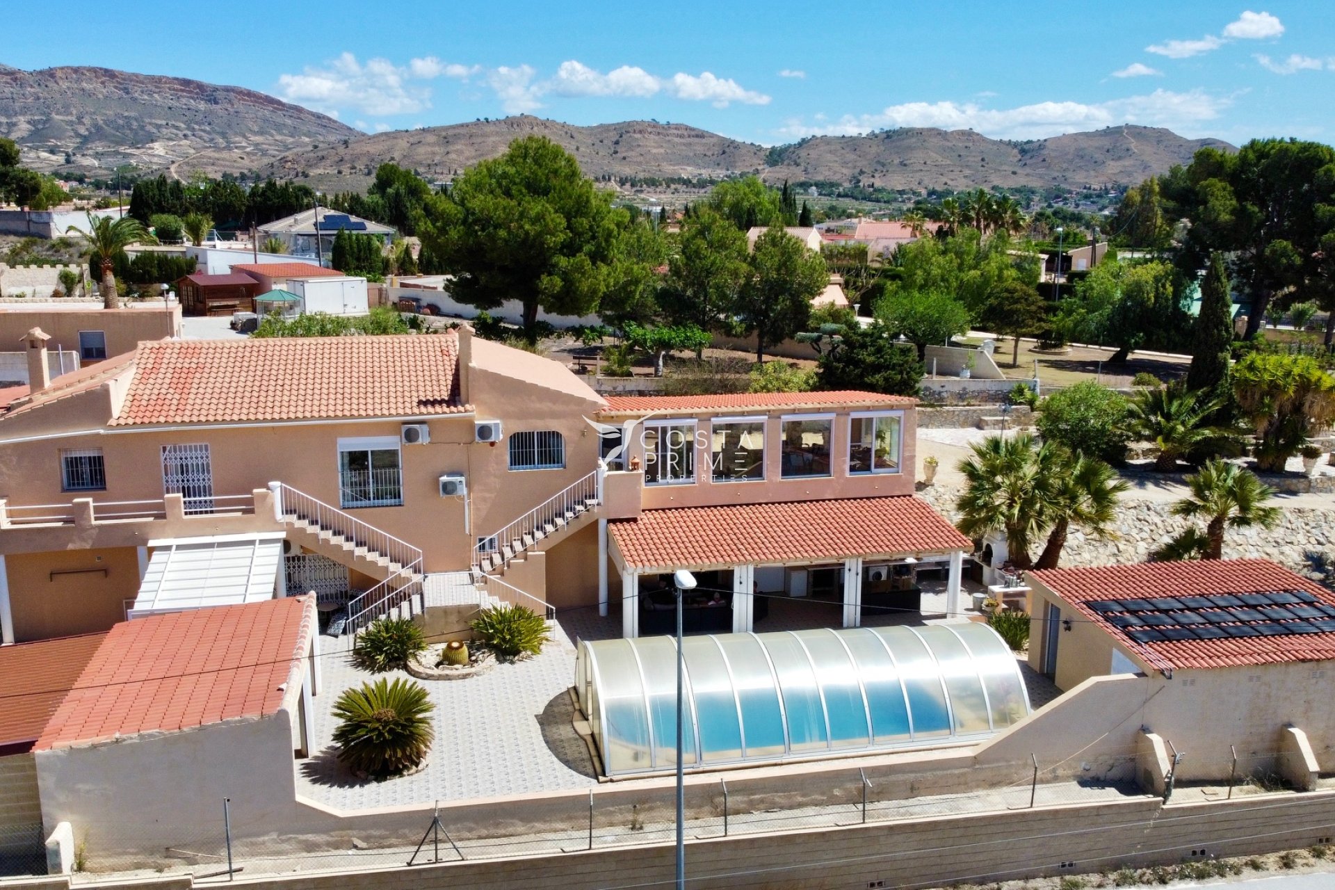 Újraértékesítés - Villa  - Alicante