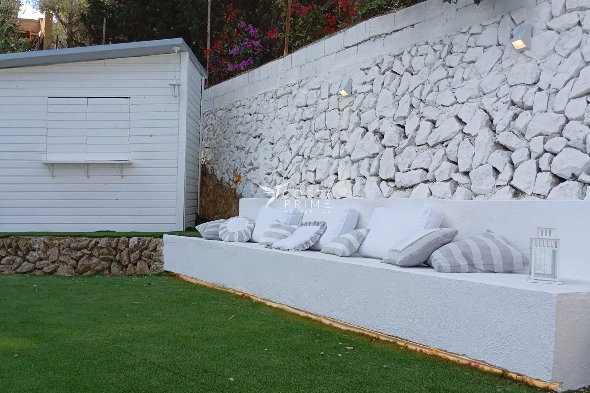 Újraértékesítés - Villa  - Altea